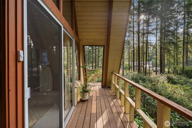 180 E Shetland Road, Shelton, WA 98584
