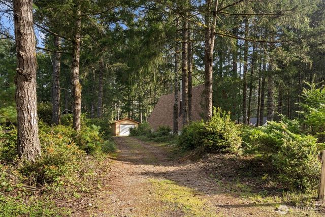 180 E Shetland Road, Shelton, WA 98584