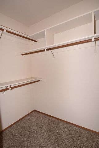 5316 Engle Rd, Carmichael, CA 95608