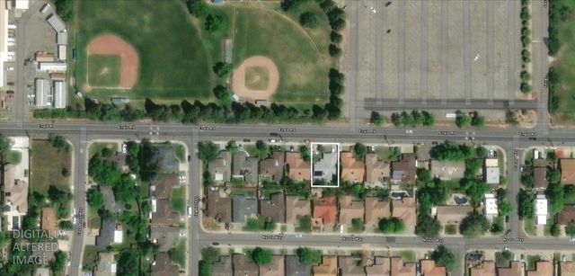 5316 Engle Rd, Carmichael, CA 95608