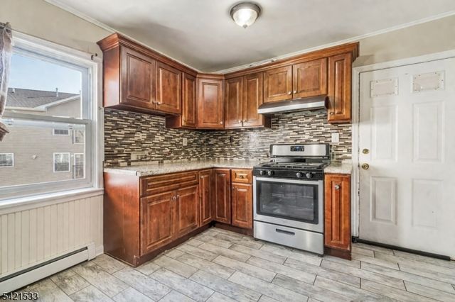 312 S Spring St, Elizabeth City, NJ 07201