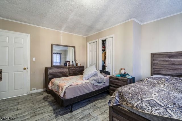 312 S Spring St, Elizabeth City, NJ 07201
