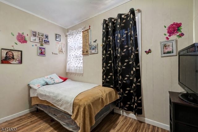 312 S Spring St, Elizabeth City, NJ 07201