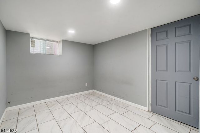 312 S Spring St, Elizabeth City, NJ 07201