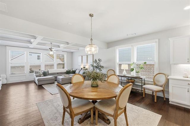 7118 SAILAWAY Drive, Flowery Branch, GA 30542