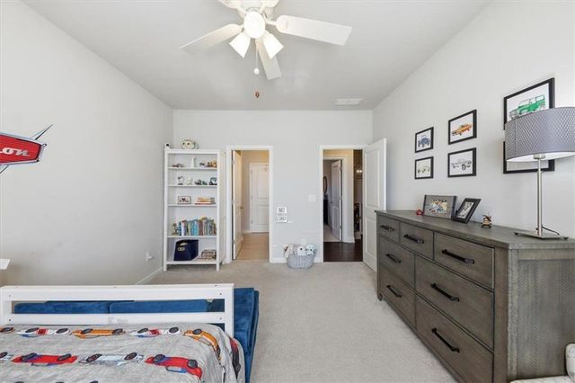 7118 SAILAWAY Drive, Flowery Branch, GA 30542