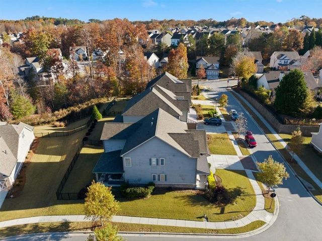 7118 SAILAWAY Drive, Flowery Branch, GA 30542