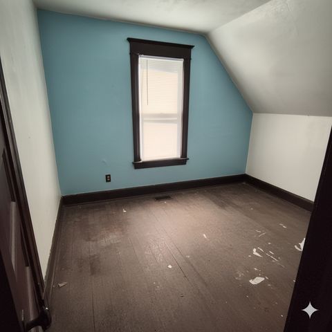 1717 S 4th Street, Rockford, IL 61104