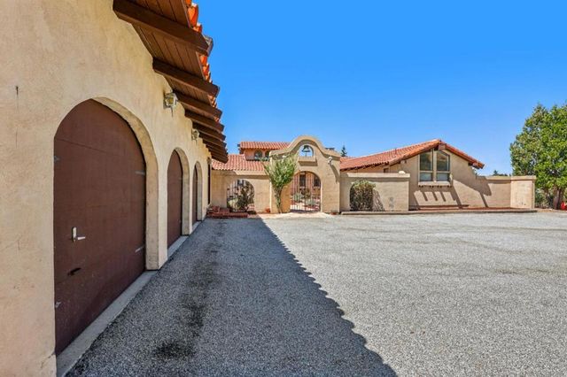 16420 Soda Springs Road, Los Gatos, CA 95033