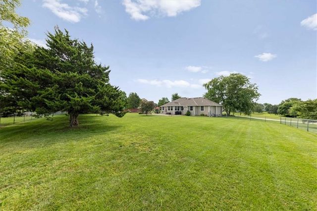 603 Canyon Drive, Pleasant Hill, MO 64080