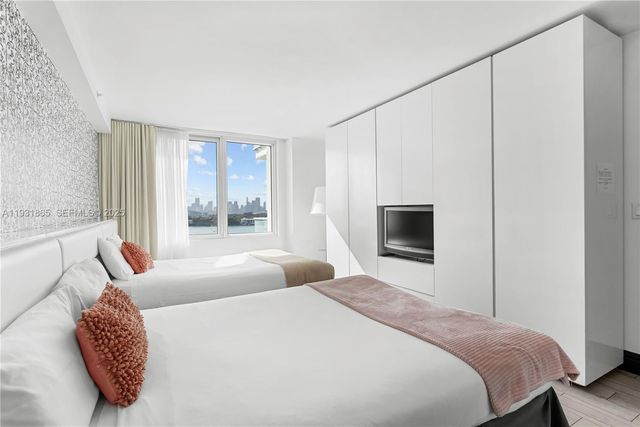 1100 West Ave 1014, Miami Beach, FL 33139