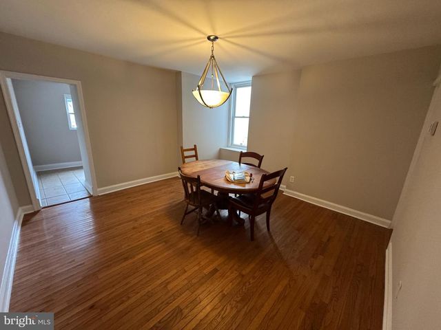 4728 UMBRIA ST, Philadelphia, PA 19127