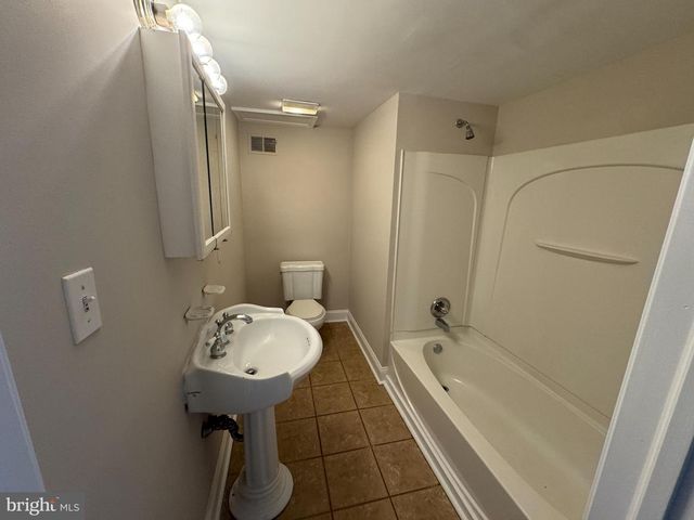 4728 UMBRIA ST, Philadelphia, PA 19127