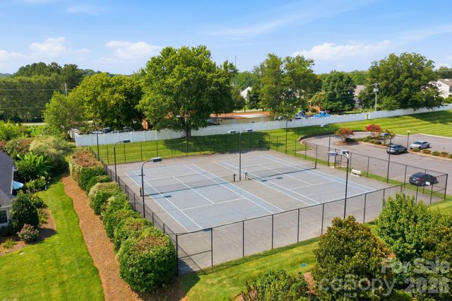 219 Canada Drive, Statesville, NC 28677