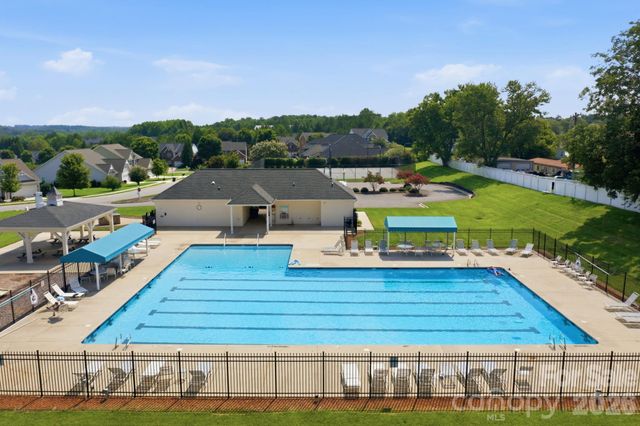 219 Canada Drive, Statesville, NC 28677