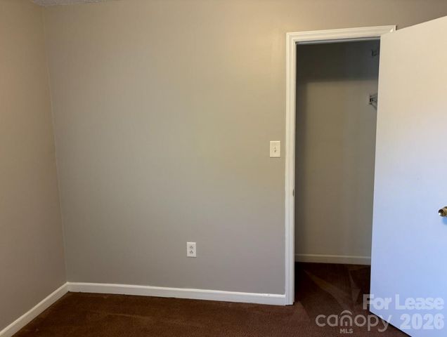 3633 Driftwood Drive, Charlotte, NC 28205