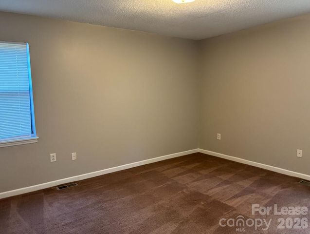 3633 Driftwood Drive, Charlotte, NC 28205