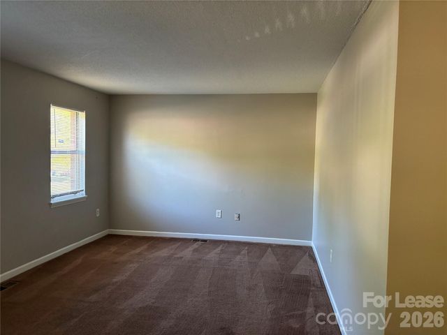 3633 Driftwood Drive, Charlotte, NC 28205