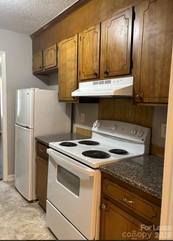 3633 Driftwood Drive, Charlotte, NC 28205