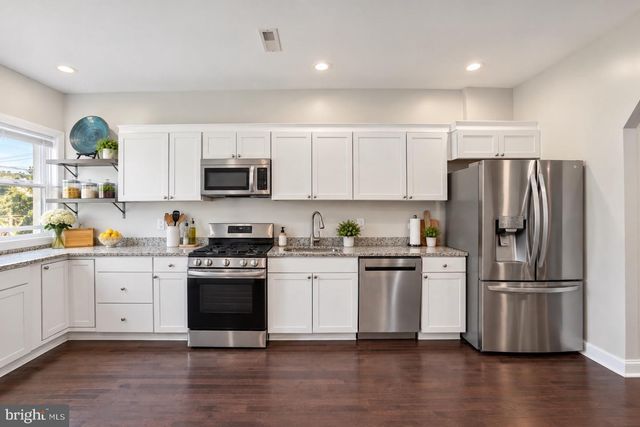 2327 W LANVALE ST, Baltimore, MD 21216