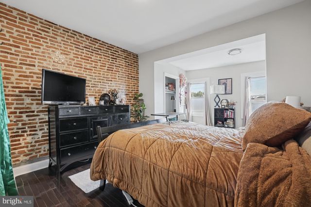 2327 W LANVALE ST, Baltimore, MD 21216
