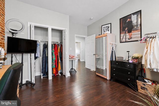 2327 W LANVALE ST, Baltimore, MD 21216