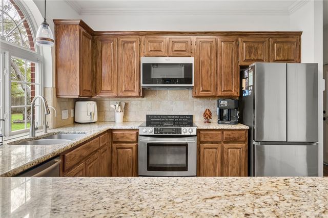 2 Schendel, Portland, TX 78374
