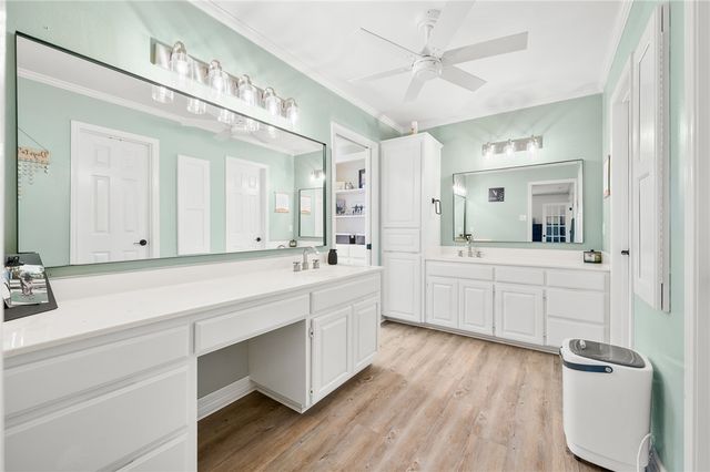 2 Schendel, Portland, TX 78374