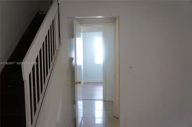 12065 SW 18th St 8-49, Miami, FL 33175