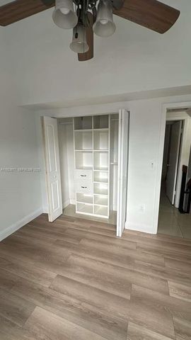 12065 SW 18th St 8-49, Miami, FL 33175