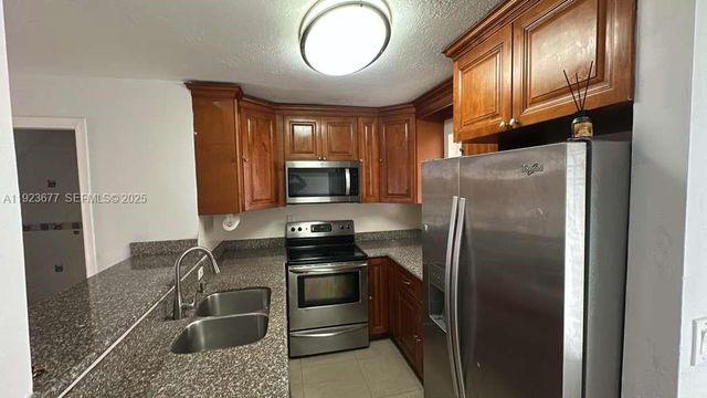 12065 SW 18th St 8-49, Miami, FL 33175