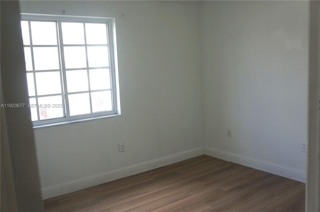 12065 SW 18th St 8-49, Miami, FL 33175