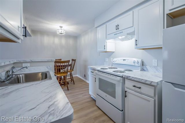 410 Spring Brooke Drive, Brighton, MI 48116