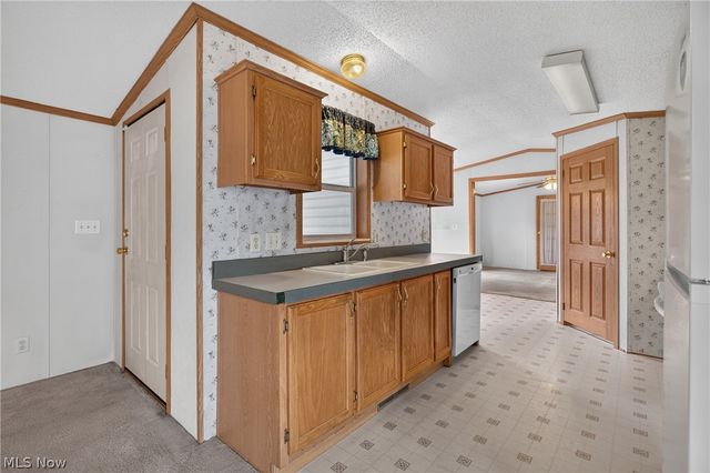 35157 Center Ridge Road 153, North Ridgeville, OH 44039