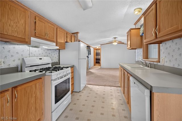 35157 Center Ridge Road 153, North Ridgeville, OH 44039