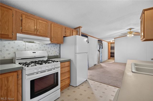 35157 Center Ridge Road 153, North Ridgeville, OH 44039