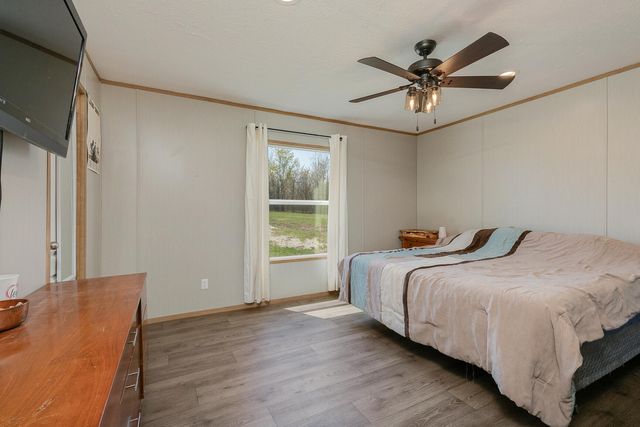 3260 Highway Rb, Bolivar, MO 65613