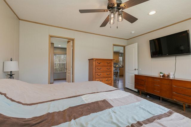 3260 Highway Rb, Bolivar, MO 65613