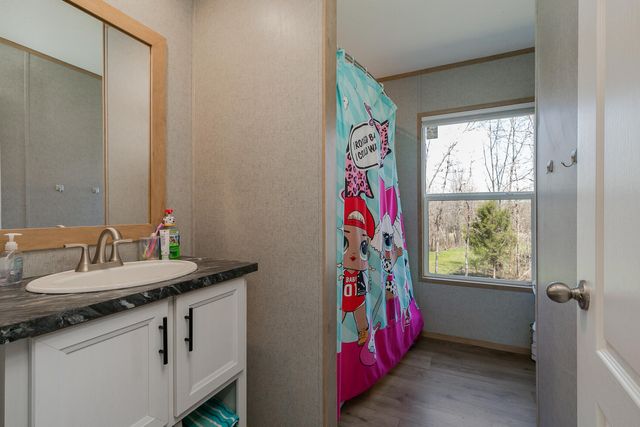 3260 Highway Rb, Bolivar, MO 65613