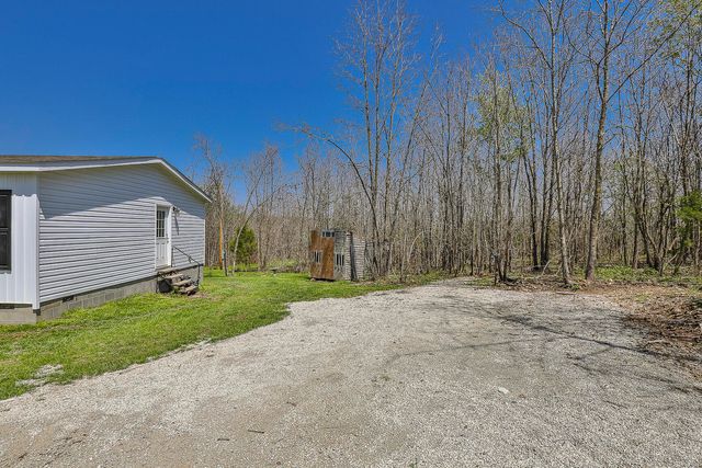 3260 Highway Rb, Bolivar, MO 65613