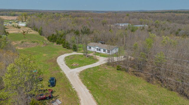 3260 Highway Rb, Bolivar, MO 65613