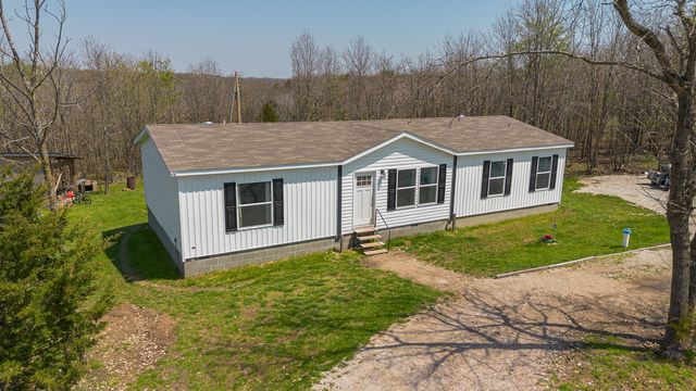 3260 Highway Rb, Bolivar, MO 65613