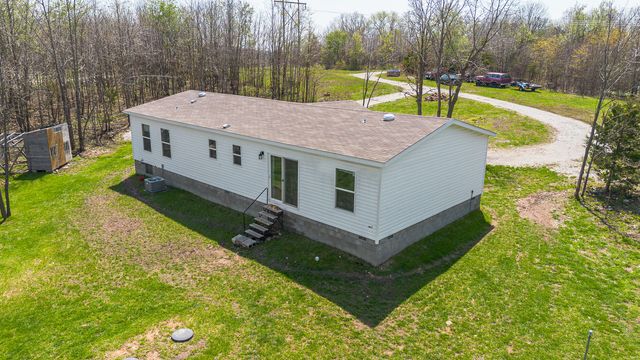 3260 Highway Rb, Bolivar, MO 65613