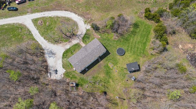3260 Highway Rb, Bolivar, MO 65613