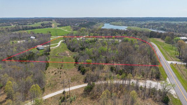 3260 Highway Rb, Bolivar, MO 65613