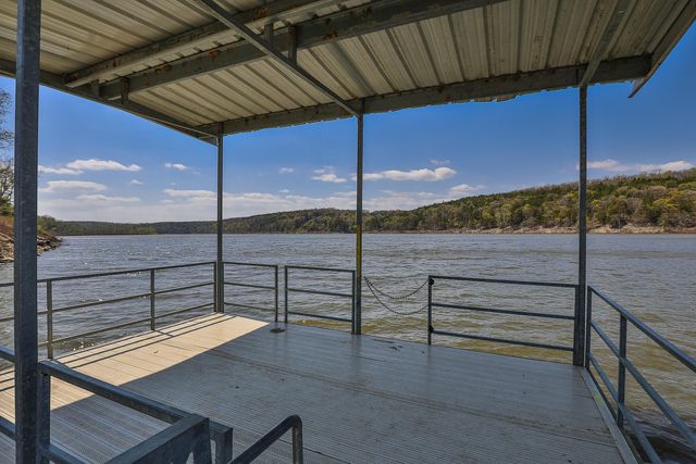 3260 Highway Rb, Bolivar, MO 65613