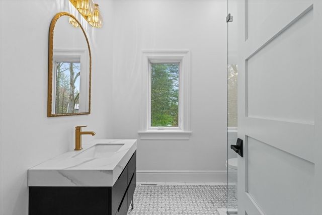 11 Skyline Drive, Wellesley, MA 02482