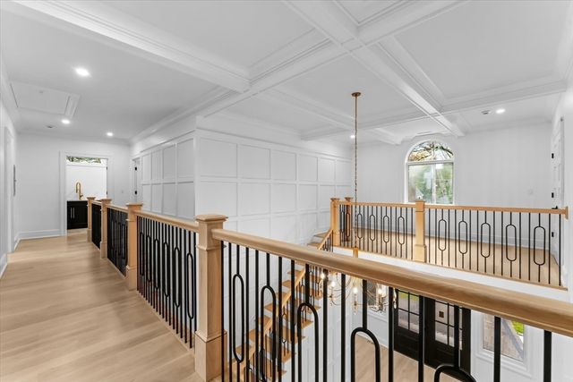 11 Skyline Drive, Wellesley, MA 02482
