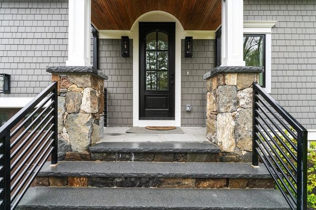 11 Skyline Drive, Wellesley, MA 02482