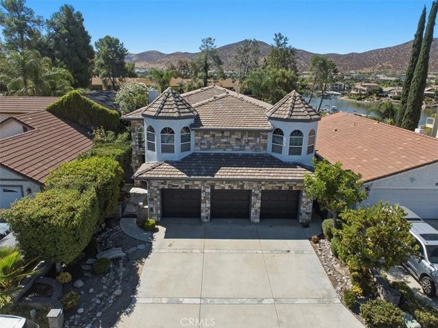 30294 Little Harbor, Canyon Lake, CA 92587
